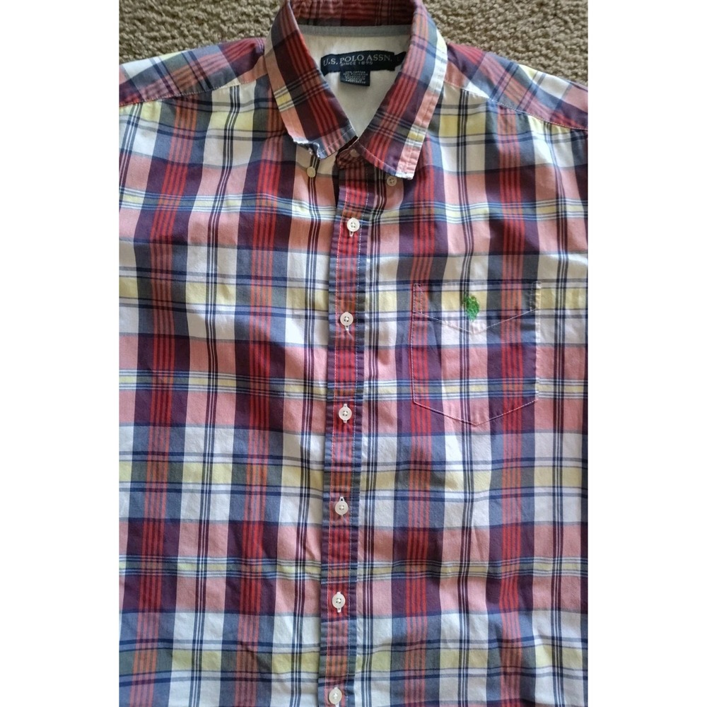 U.S. Polo Assn. Mens Large Short Sleeve Plaid Button Down Shirt